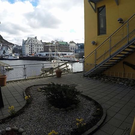 Clarion Collection Hotel Bryggen Ålesund Extérieur photo