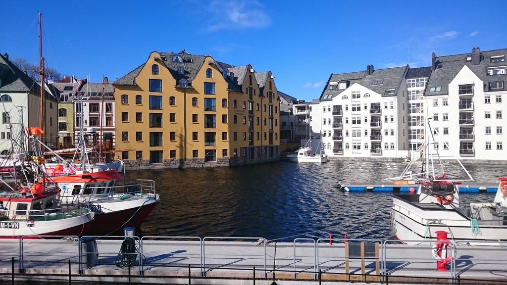 Clarion Collection Hotel Bryggen Ålesund Extérieur photo